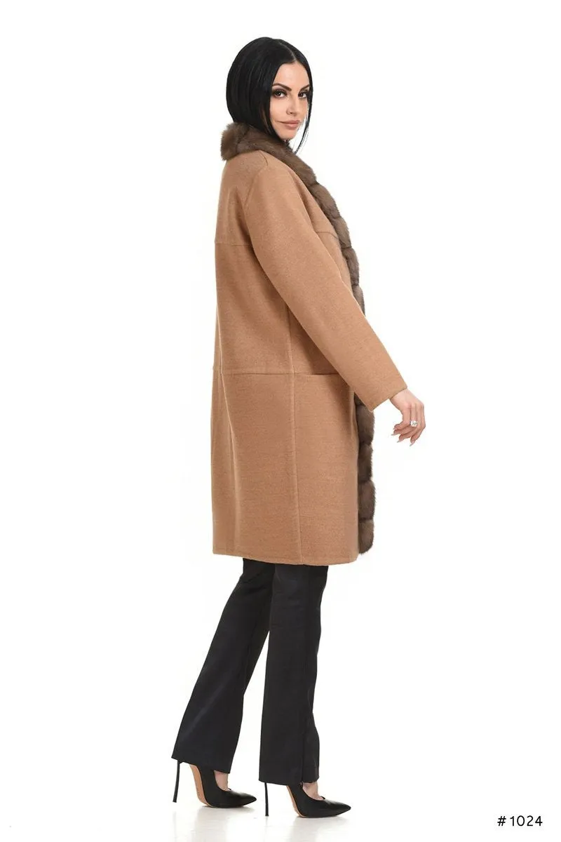 Casual Loro Piana cashmere coat with sable trimming