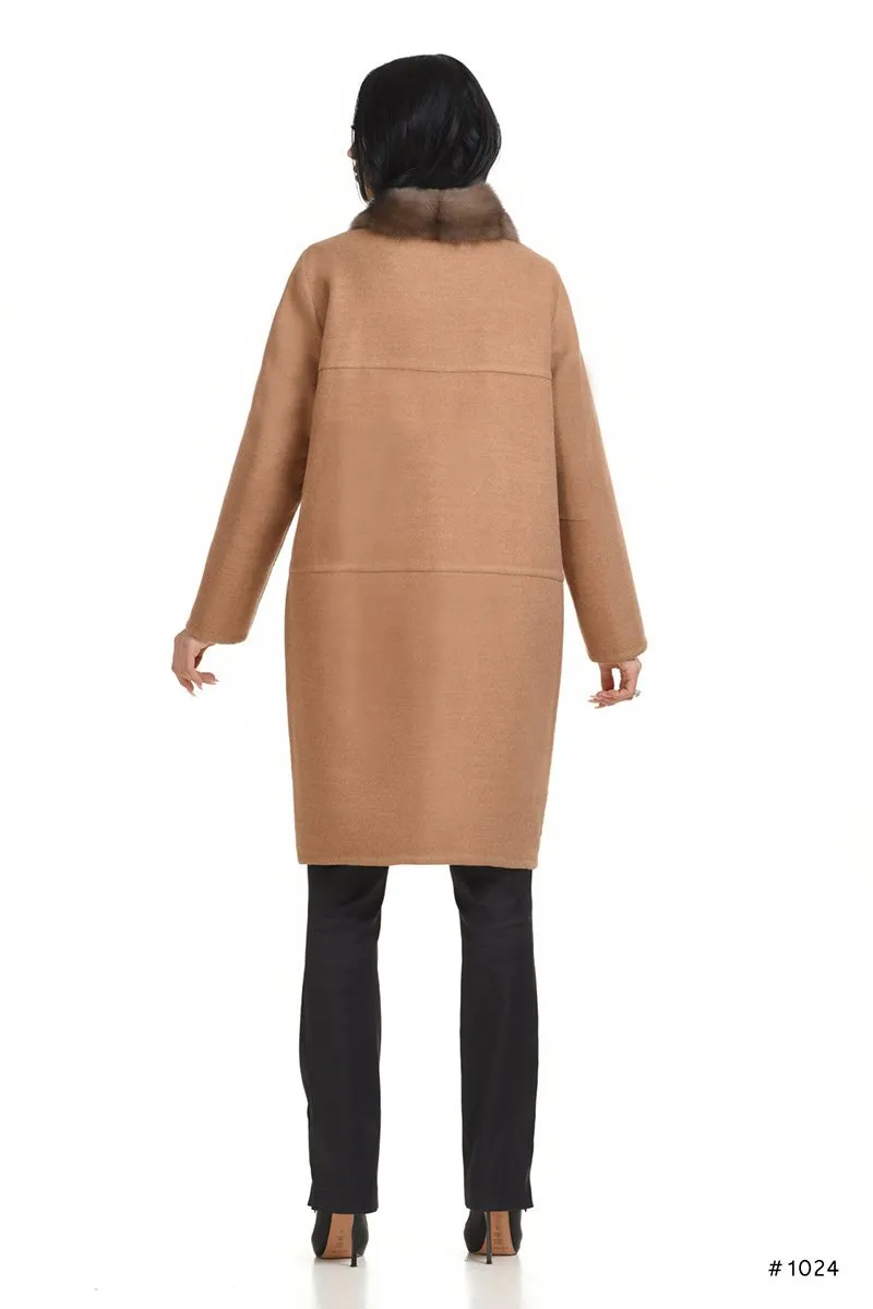 Casual Loro Piana cashmere coat with sable trimming