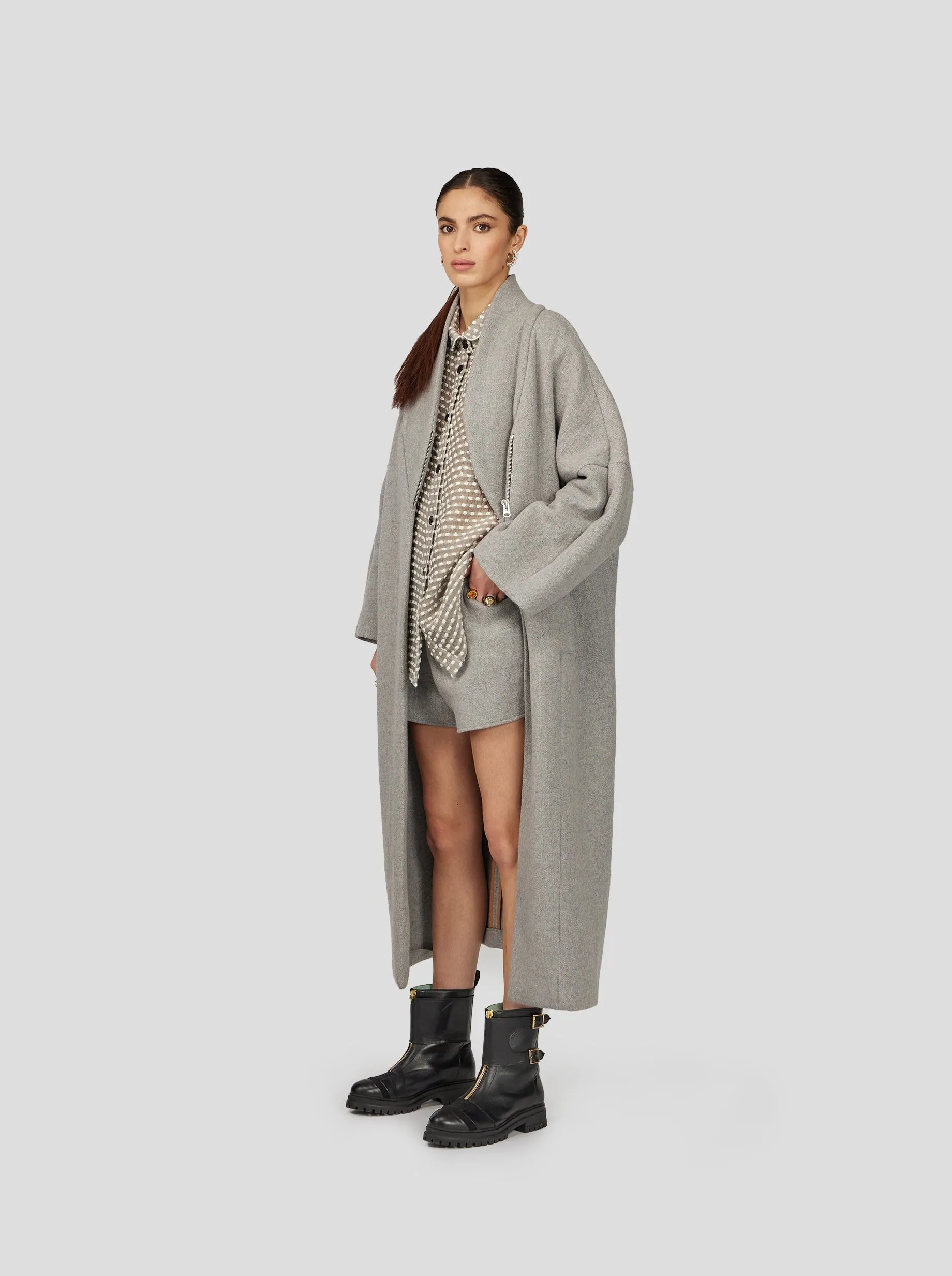 Eren Coat in Lead Woolen Cashmere