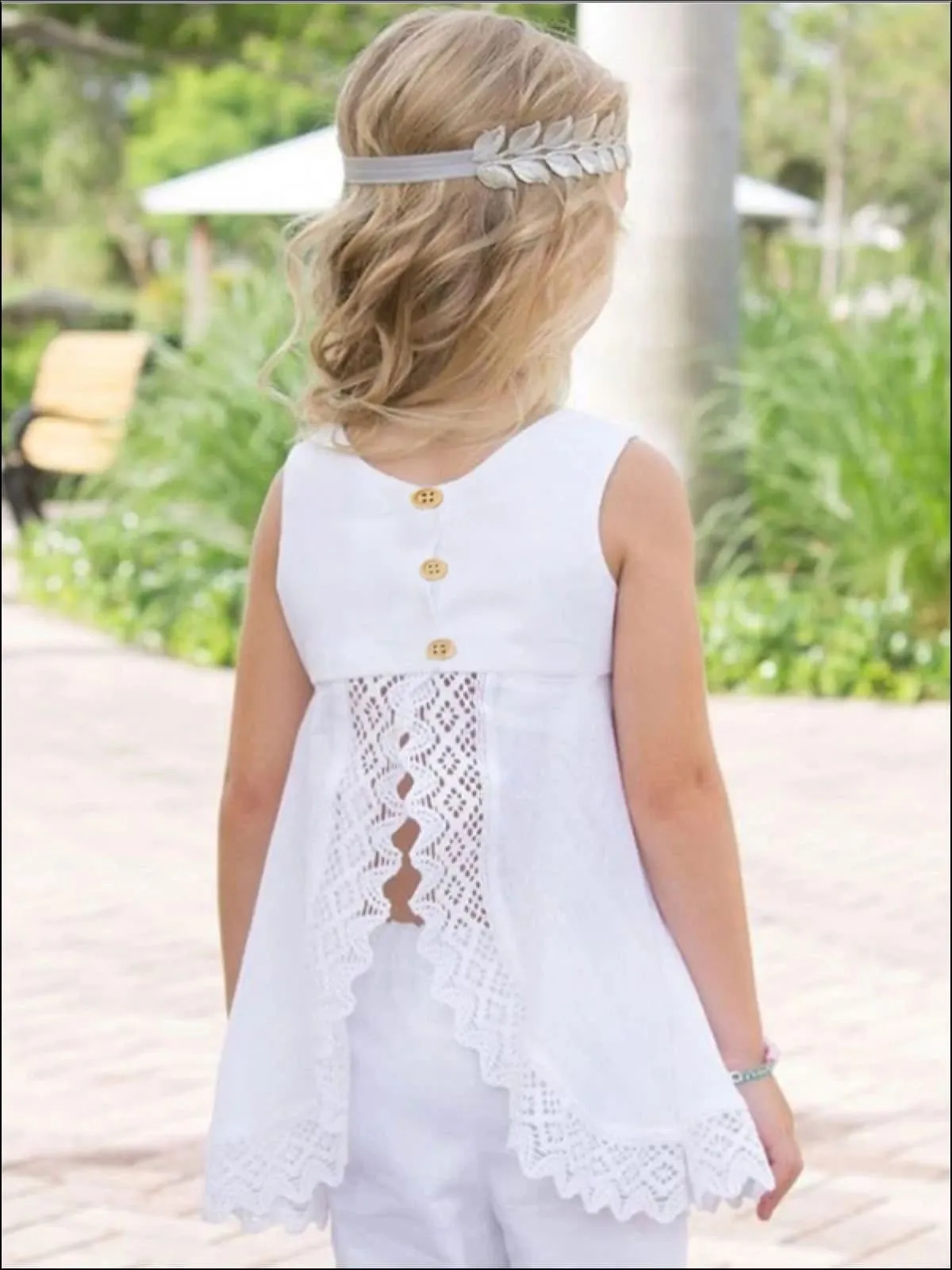 Girls Sleeveless White Lace Trimmed Open Back Tunic And Flared Pant Set