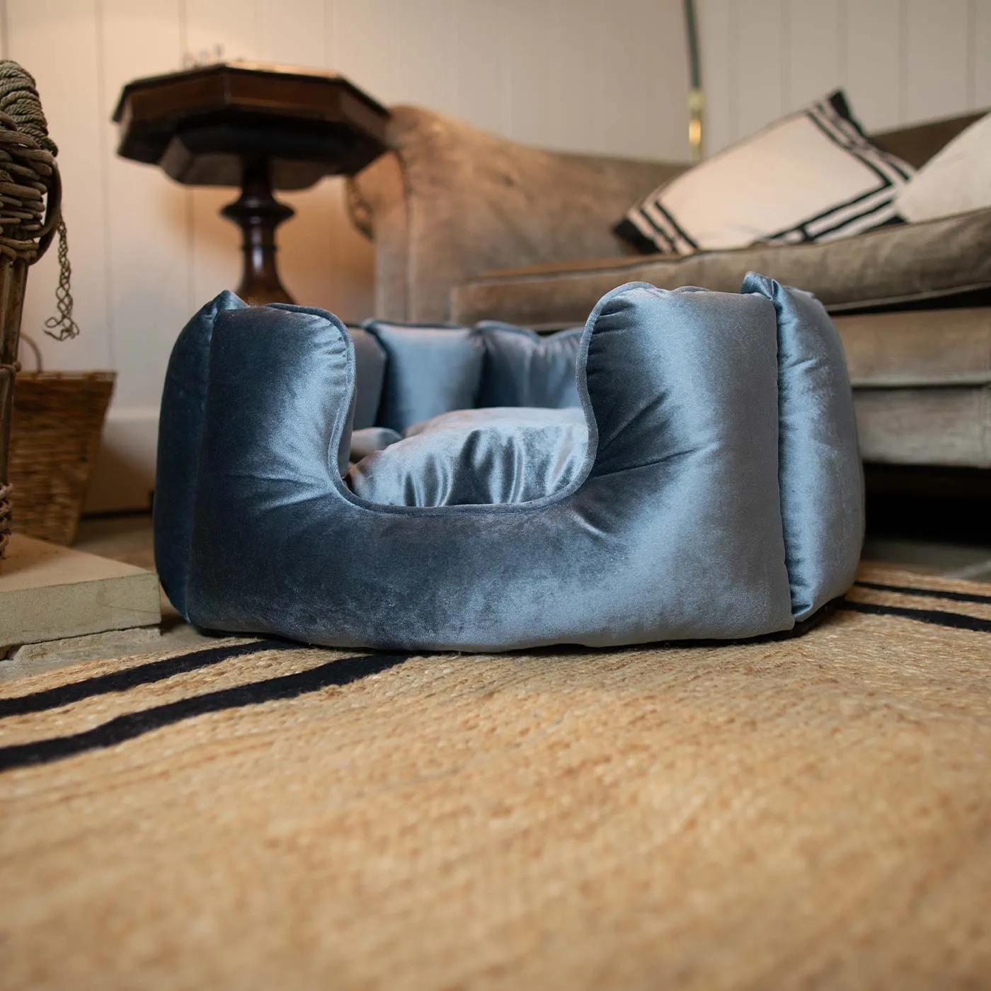 High Wall Bed For Cats in Velvet by Lords & Labradors