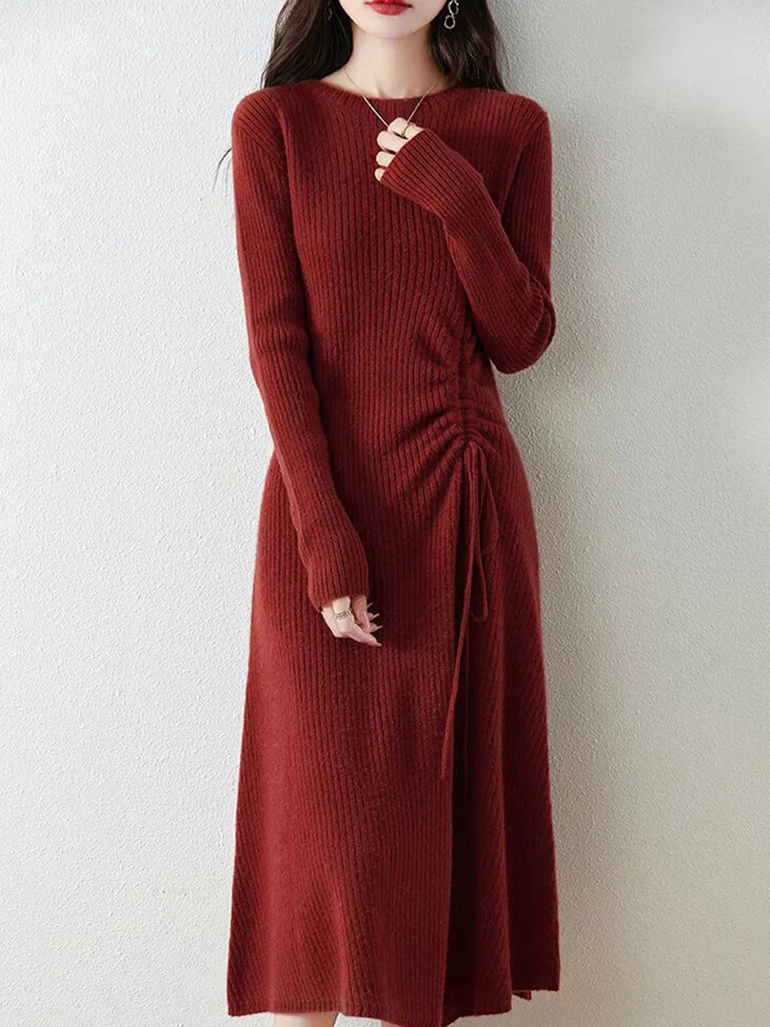 Jessica Elegant Crew Neck Solid Color Knitted Dress