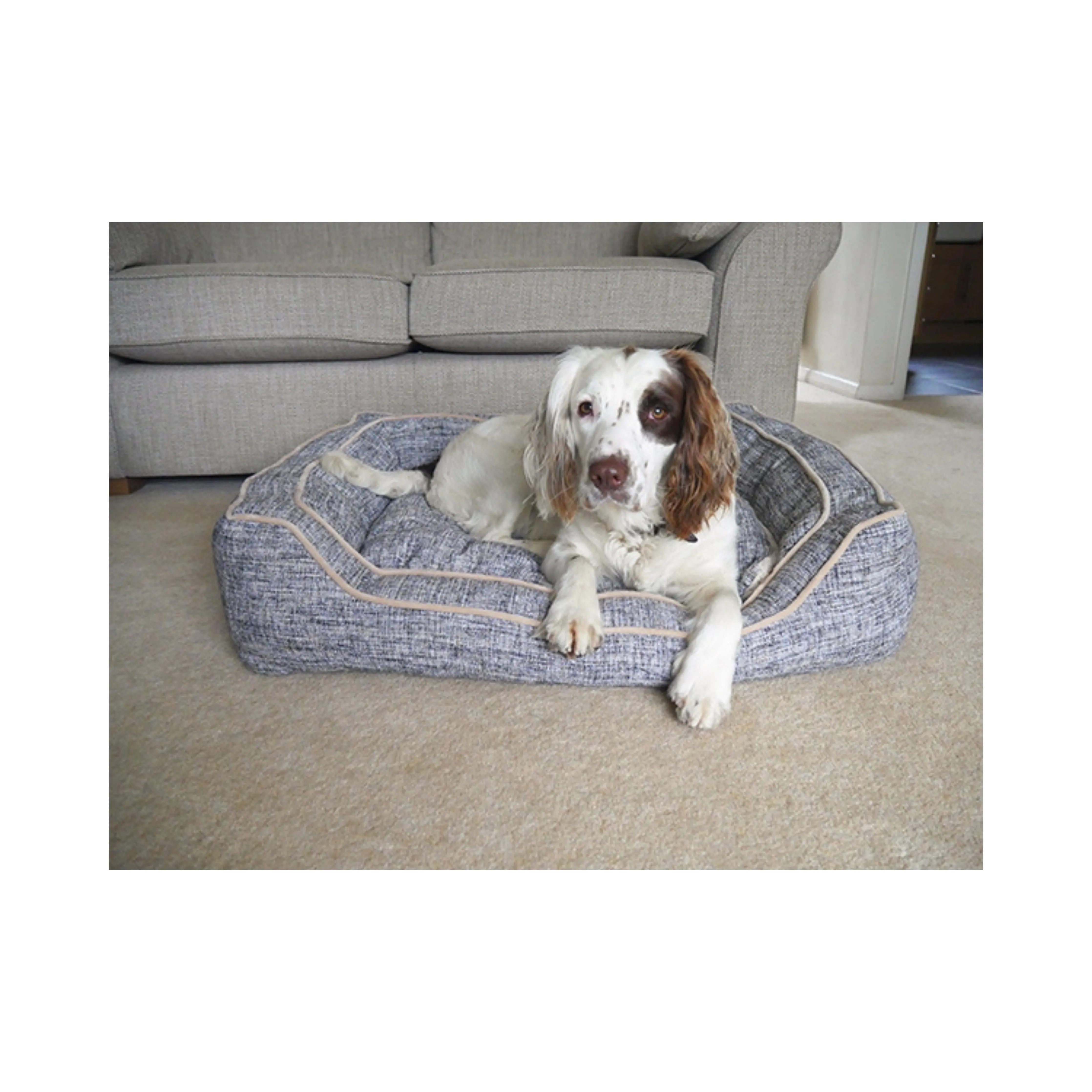 LUXURY SLATE AND OATMEAL SQUARE BED