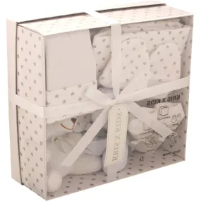 Newborn 7 Piece Luxury Boxed Gift Set, each box contains 1 x Teddy, 1 x Hat, 1 x Pair of Mittens, 2 x Wash Cloths, 1 x Pair of Socks and 1 x Burp Cloth