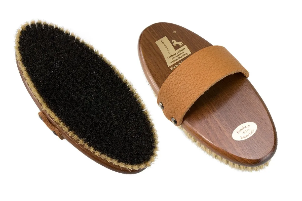 Pik As Horse Brush (luxury grooming) | Leistner