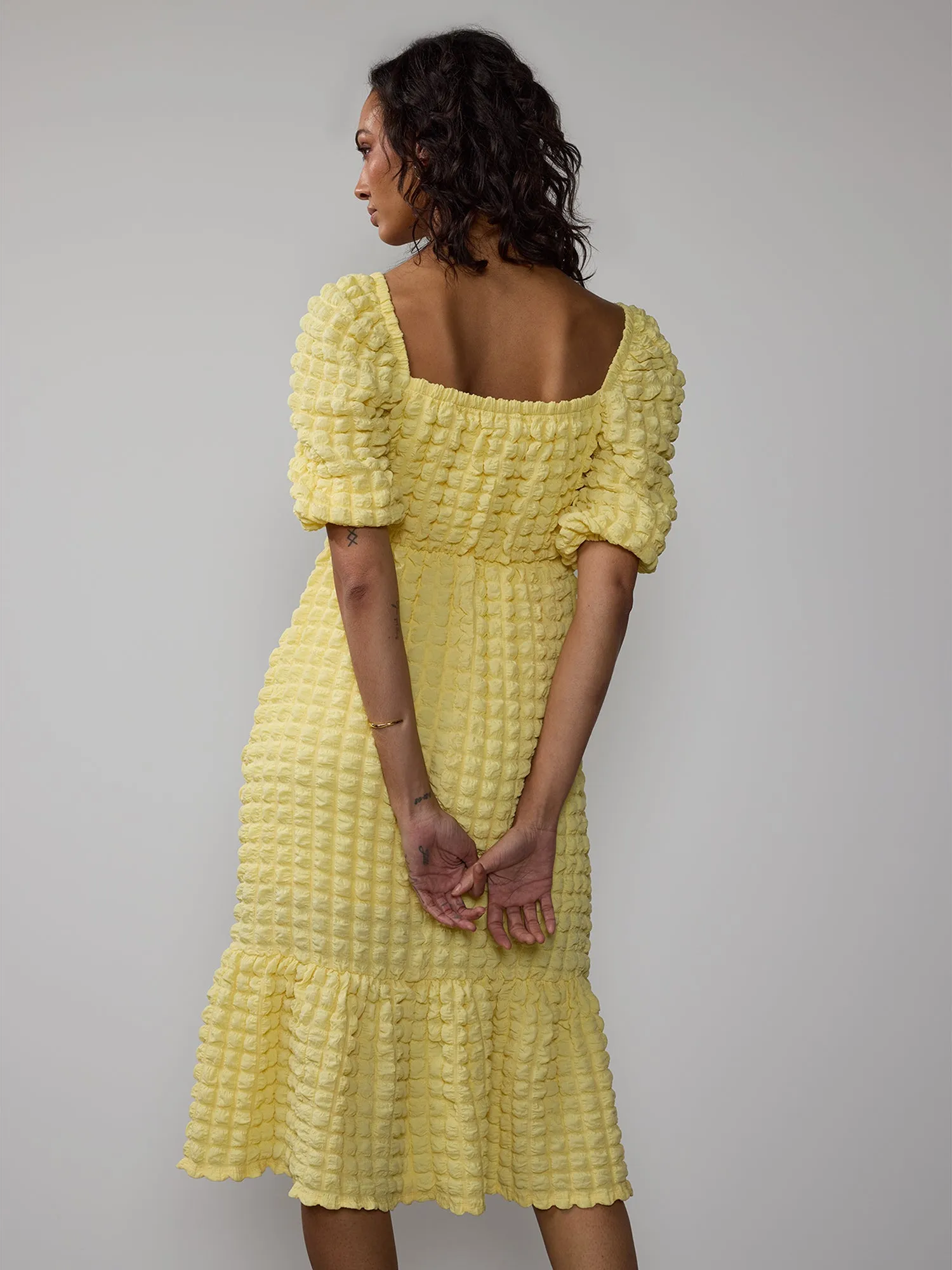 Short Sleeve Popcorn Knit Midi Dress