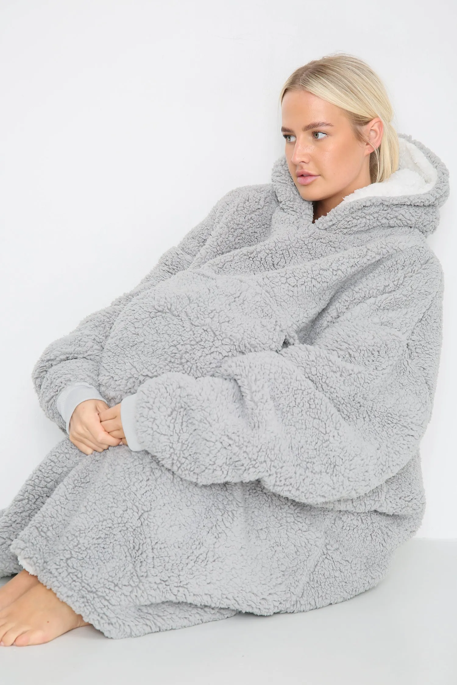 Teddy Hooded Blanket Grey