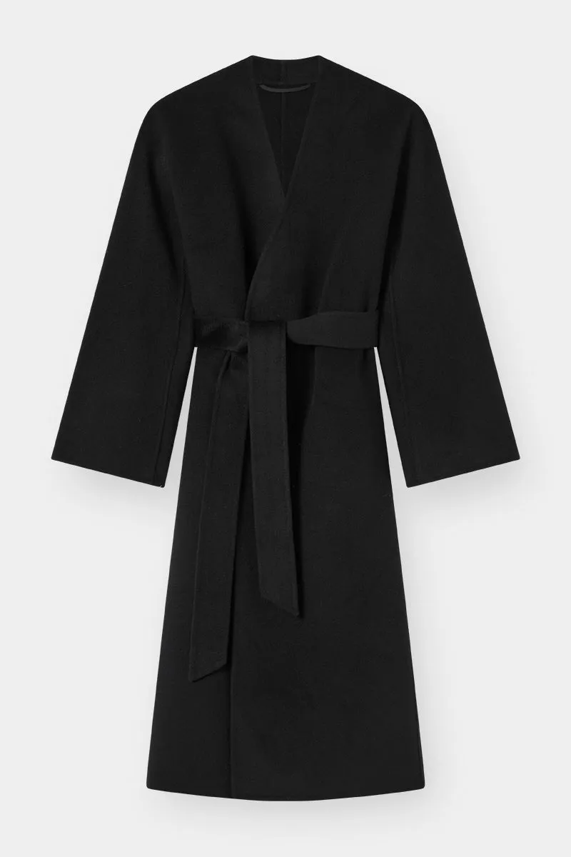 THE MODERN COAT - BLACK